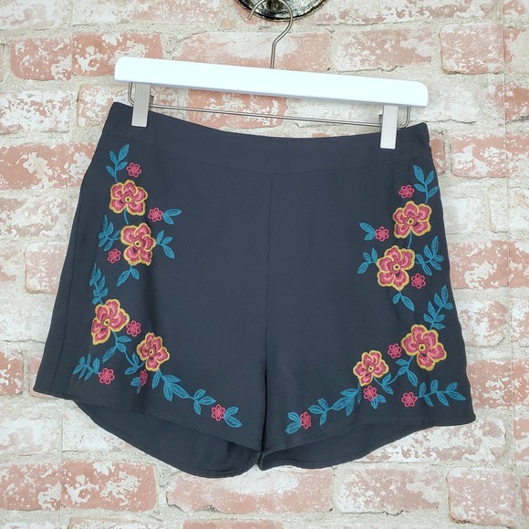 Altar'd State Black Floral Embroidered Shorts - Picture 1 of 7